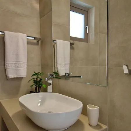 Kleismata Sleeps 6 T674409 Villa Klismata