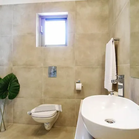 Villa Kleismata Sleeps 6 T674409 Klismata